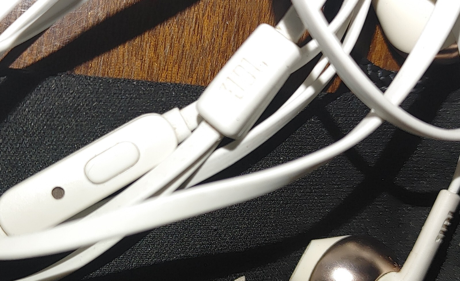 JBL Earbuds
