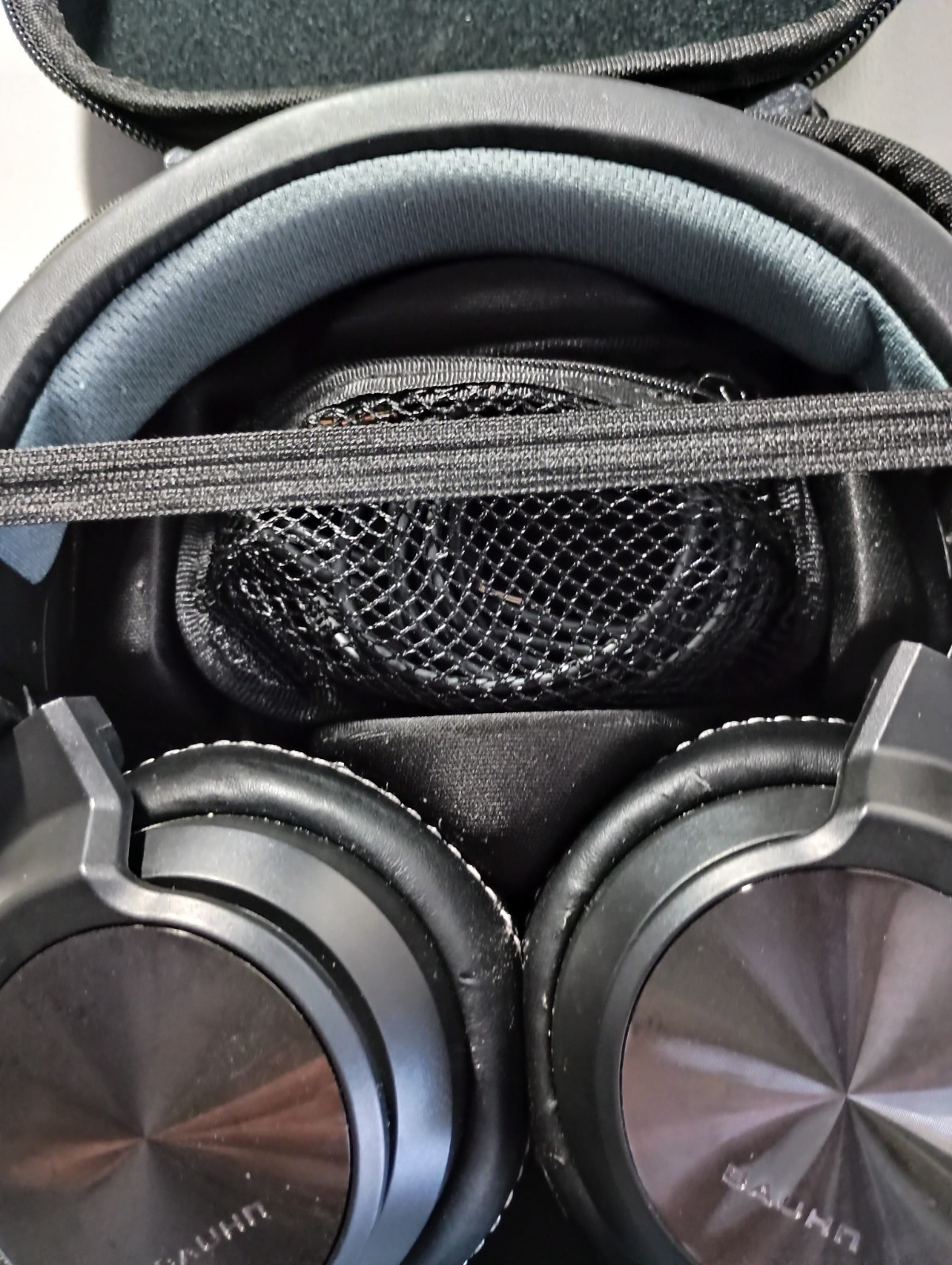 Old School Braun Over The Ear Headphones, Case and 2 Connectors