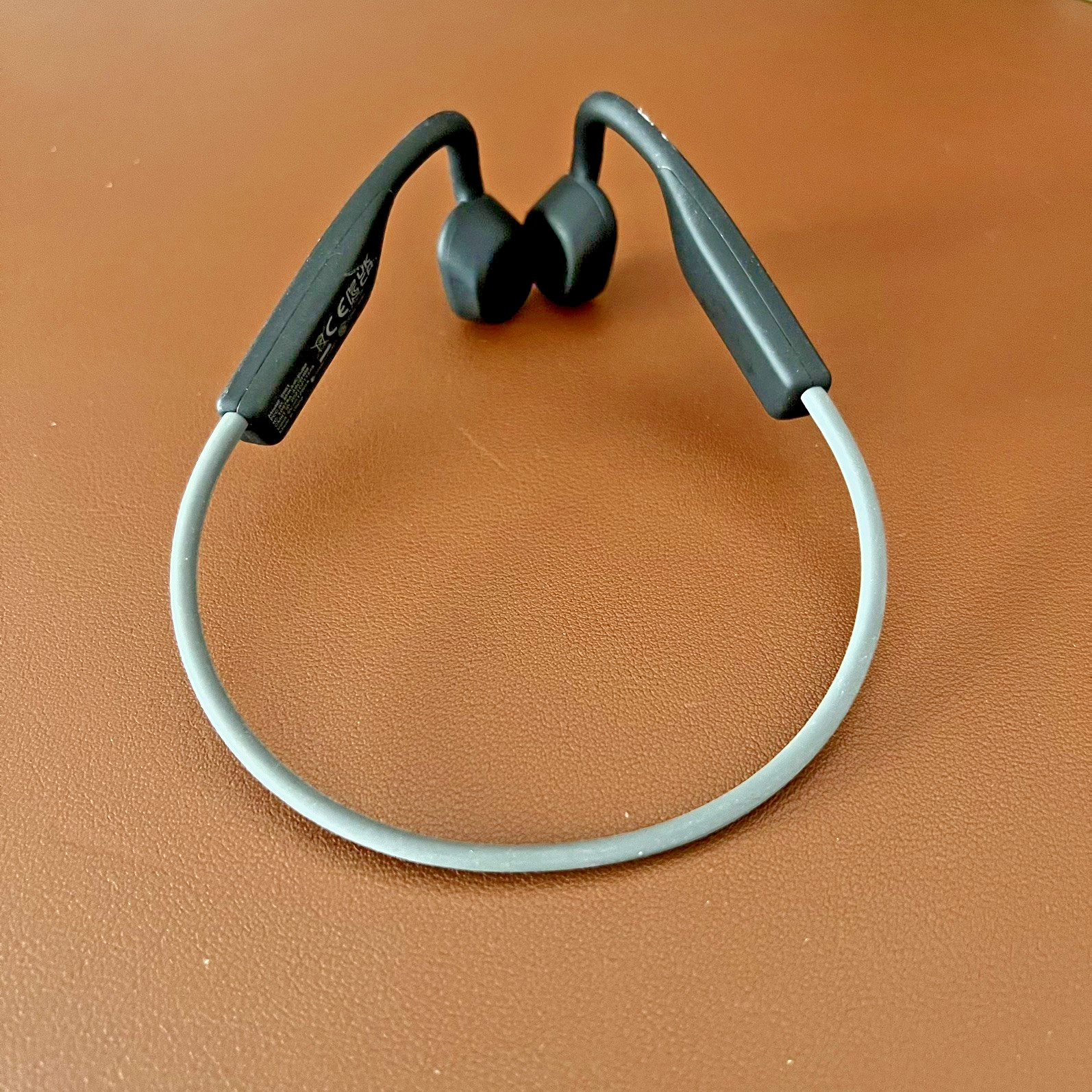 SHOKZ OpenMove – Black Bluetooth Wireless bHeadphones – Bone Conduction