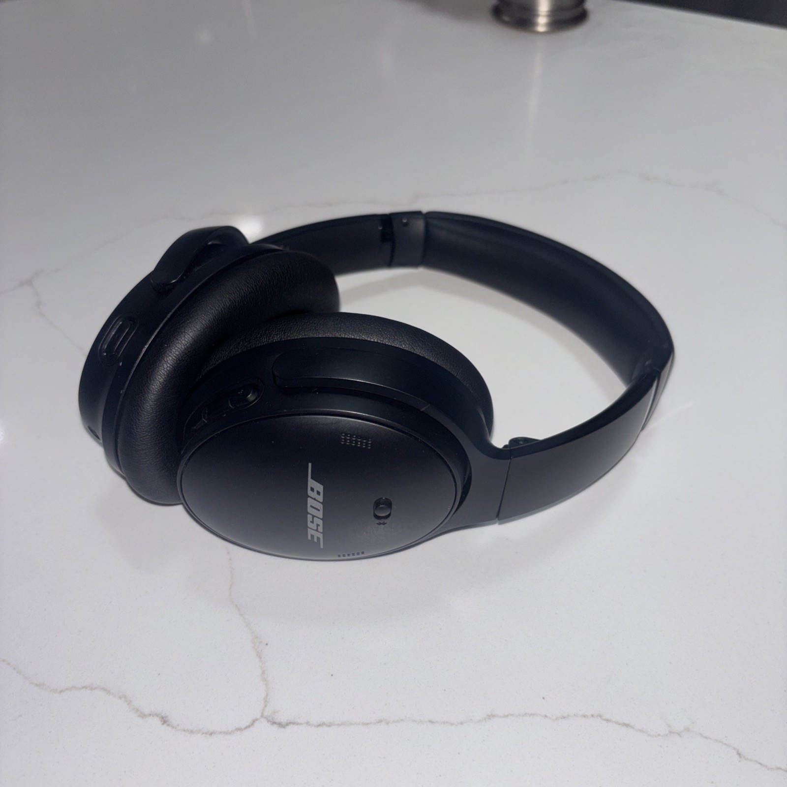 Bose QuietComfort 45 Noise Canceling Bluetooth Headphones – Black (437310)