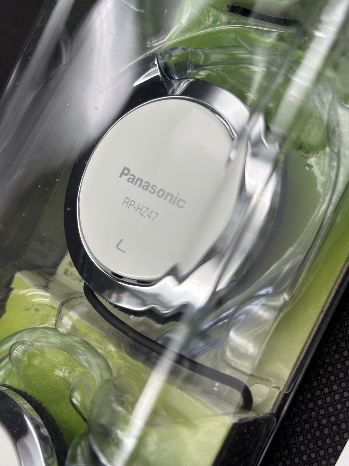 Panasonic Clip Earphone Headphone RP-HZ47-W 9.9mm White NEW