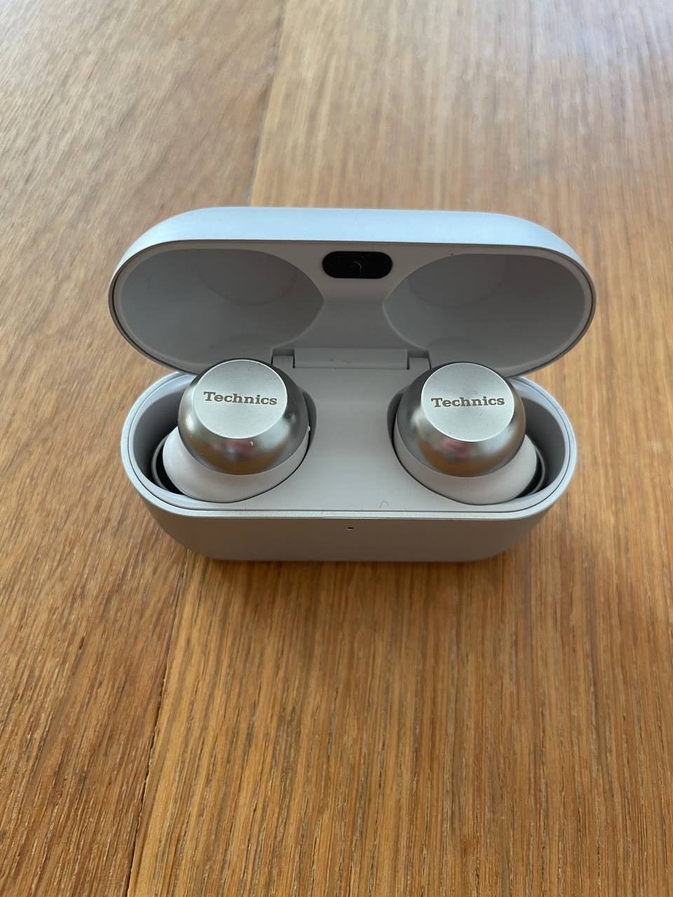 Technics EAH-AZ100 Reference-Class True Wireless Earbuds (Silver)