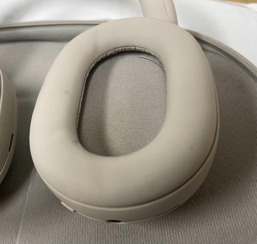 Sony WH1000XM5 Wireless Noise Canceling Over the Ear Headphones – Silver