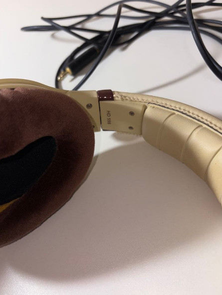 SENNHEISER HD 598 Wired Headphones Used Tasted from Japan