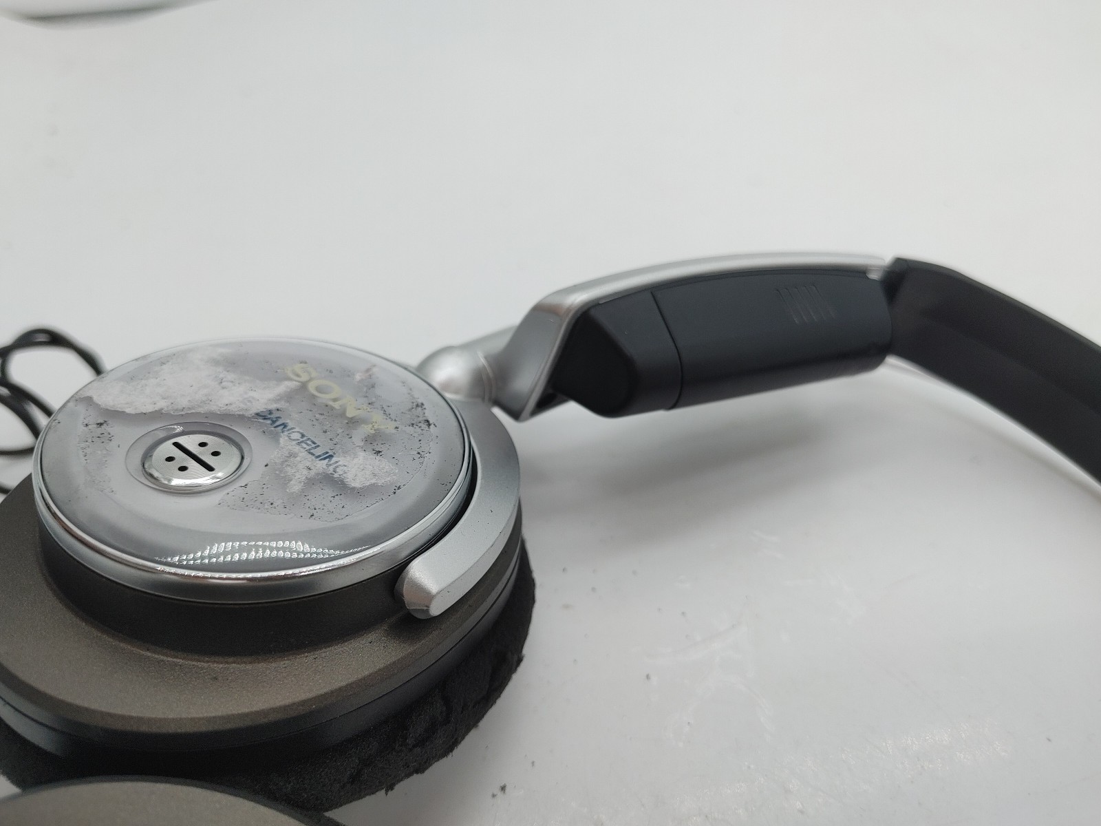 Sony Noise Cancelling Wired Headphones MDR-NC6 Black/Silver Tested Working Fair