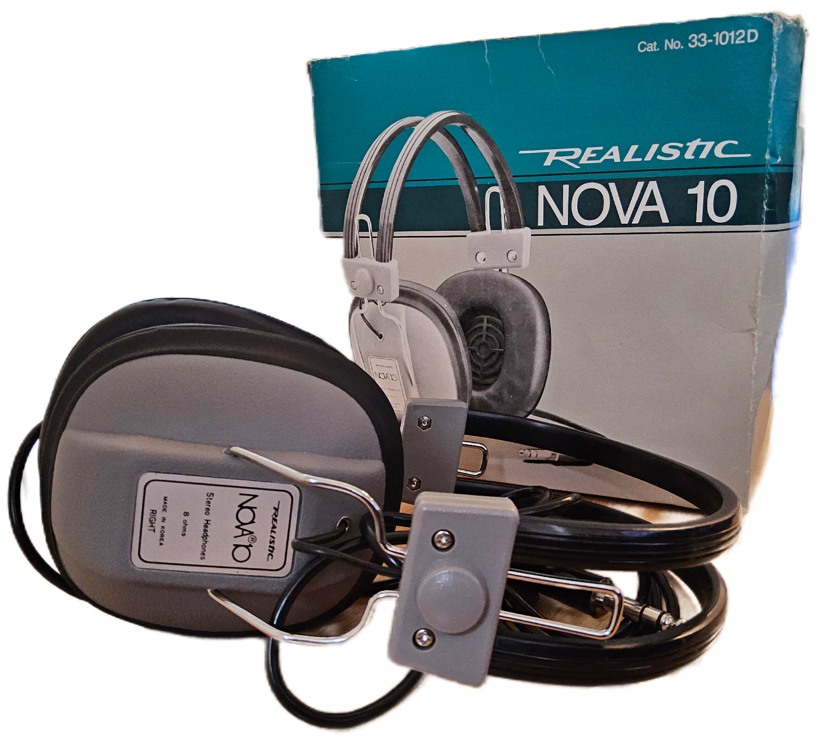 Realistic Nova 10 Stereo Headphones Original Box