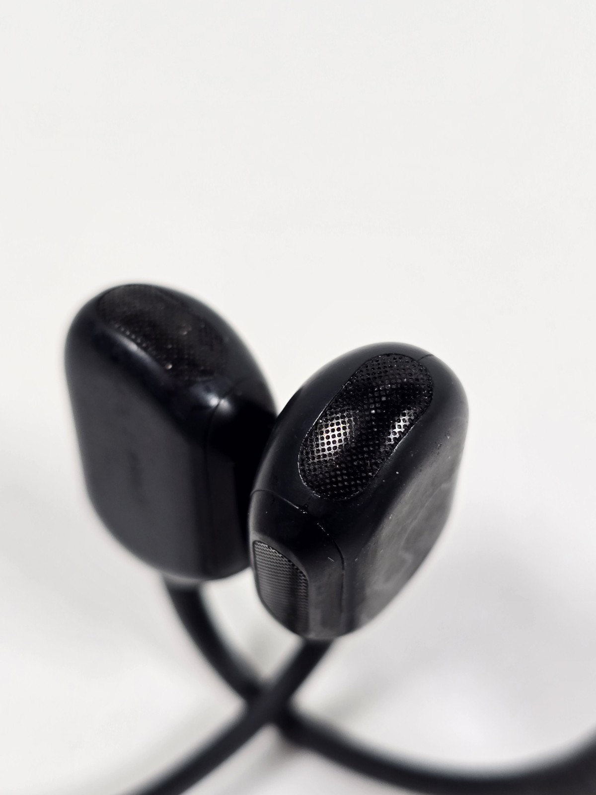 SHOKZ OpenRun Pro Bone Conduction Wireless Headphones S810 Black