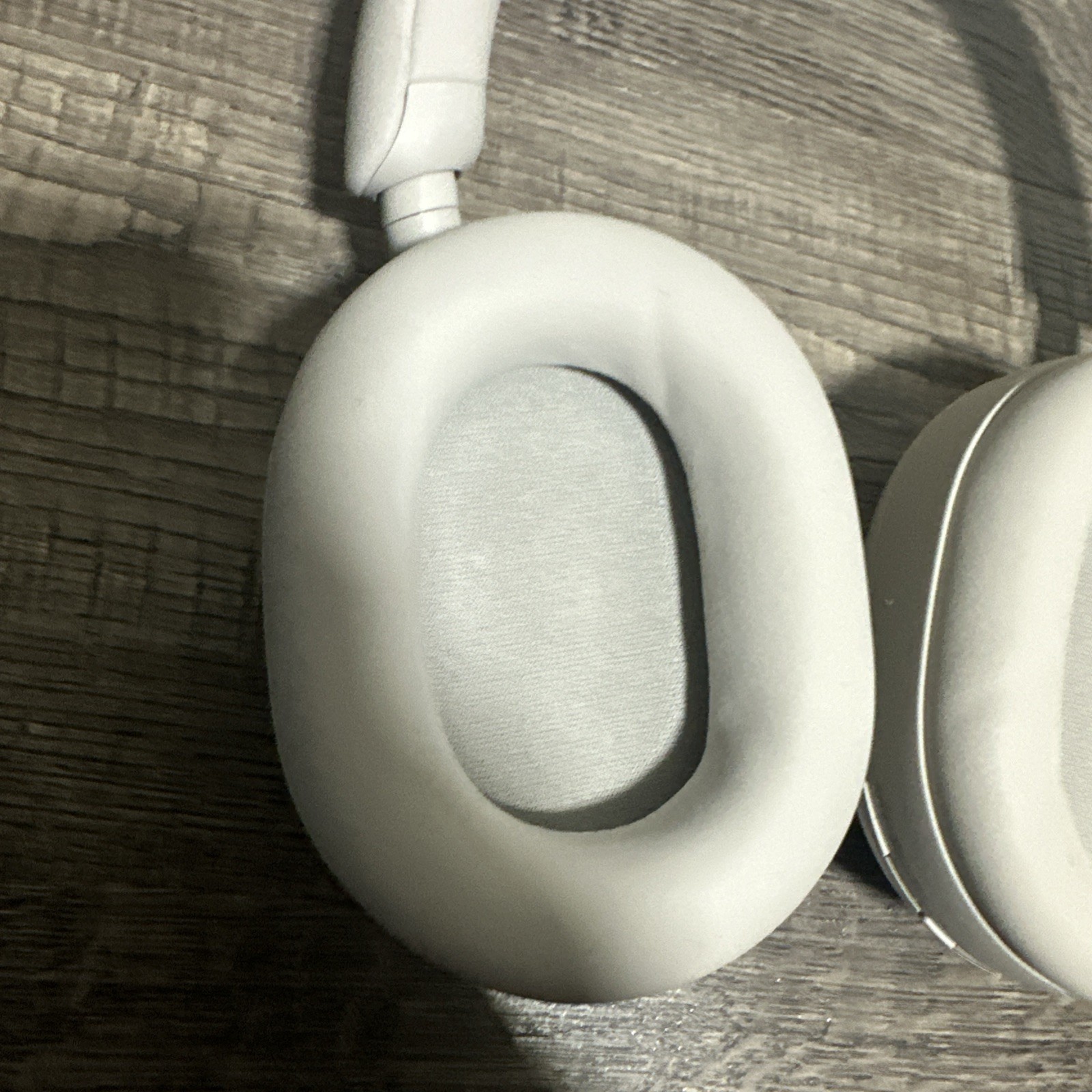 Sony WH-1000XM5 Wireless Noise Cancelling Headphones wh1000xm5 – Silver