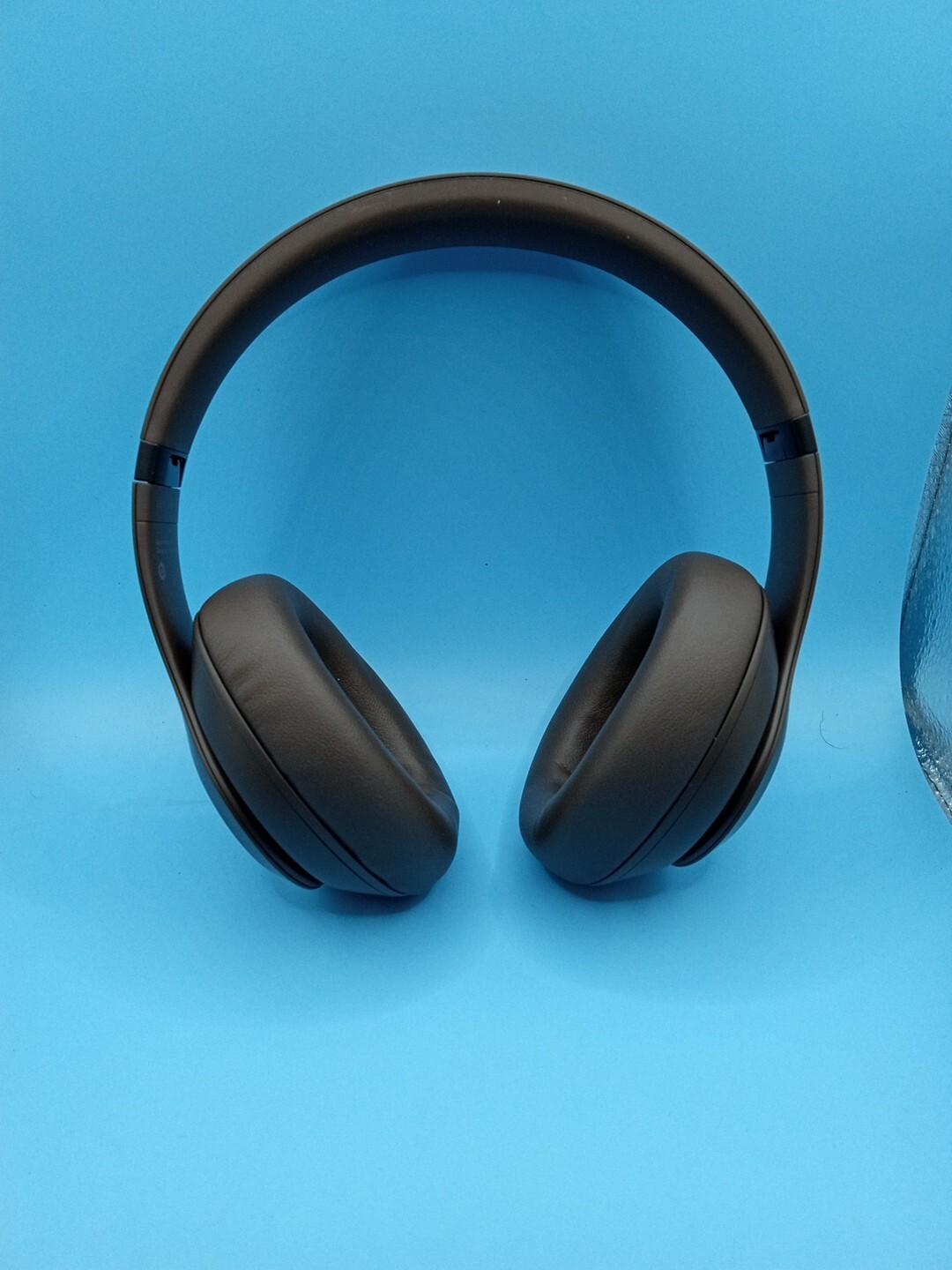 Beats Studio Pro Bluetooth Wireless Headphones – Deep Brown (MQTT3LLA)