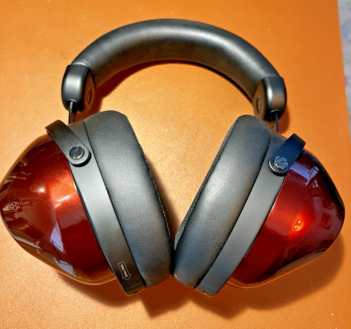 HiFiMAN HE-R9 Over-Ear Headphones 3.5mm Detachable Cable Black/Red