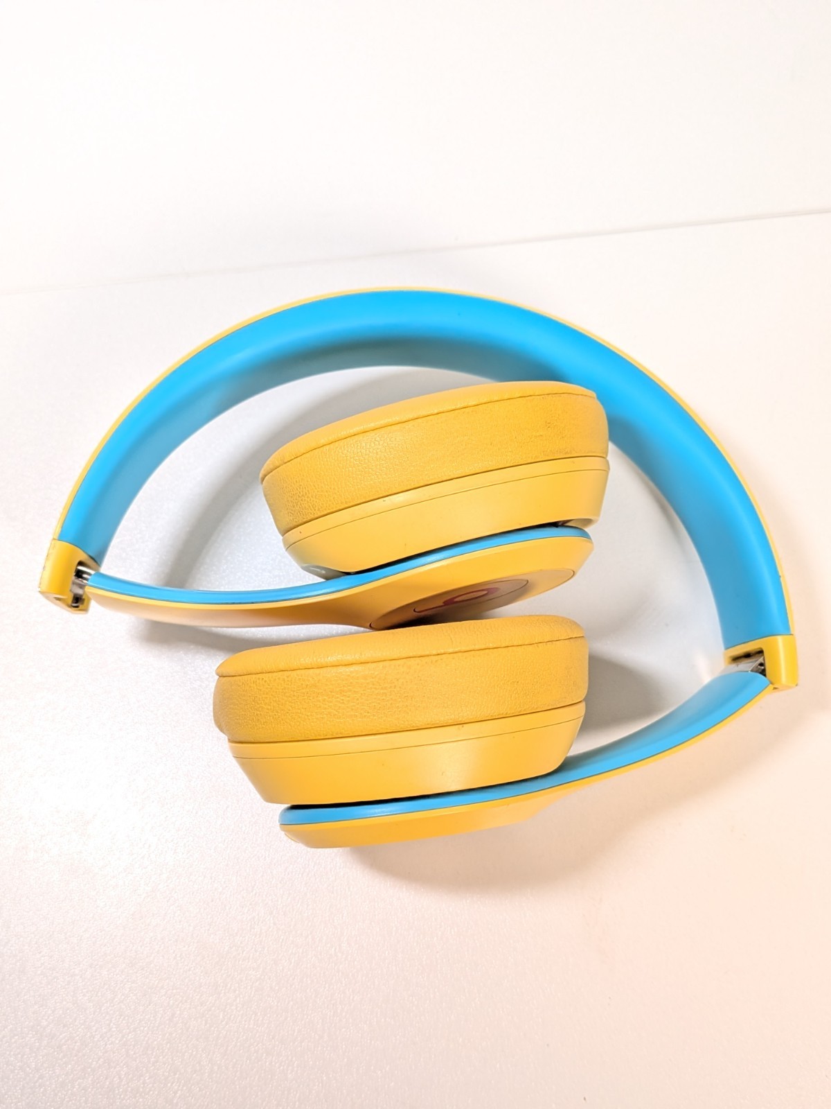 Beats Solo3 Club Collection Yellow Wireless Bluetooth Headphones Blue Solo 3