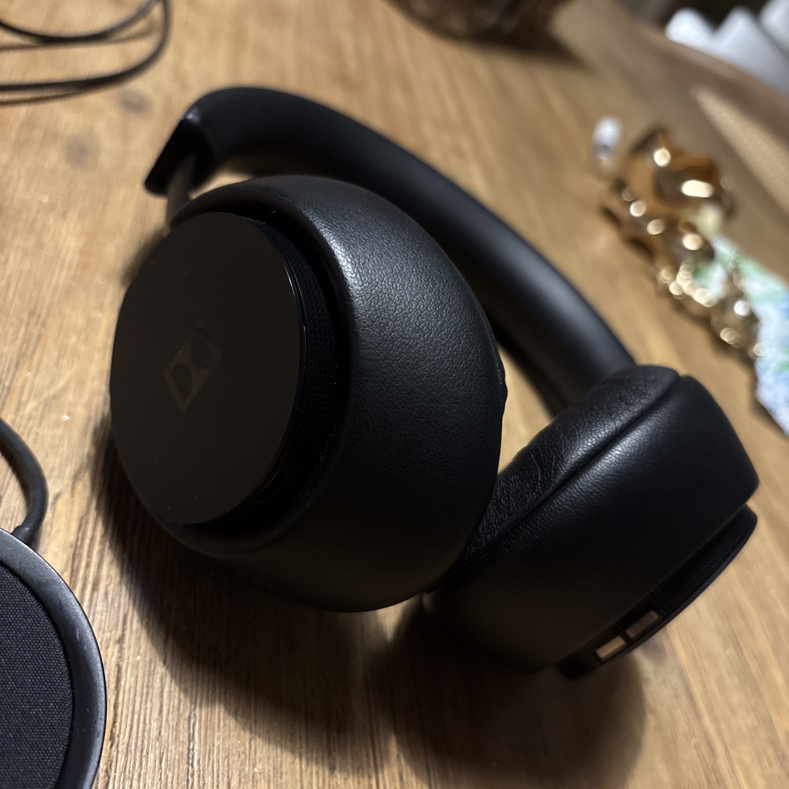 Dolby Dimension Wireless Headphones Headset Microphone Noise Canceling Over Ear