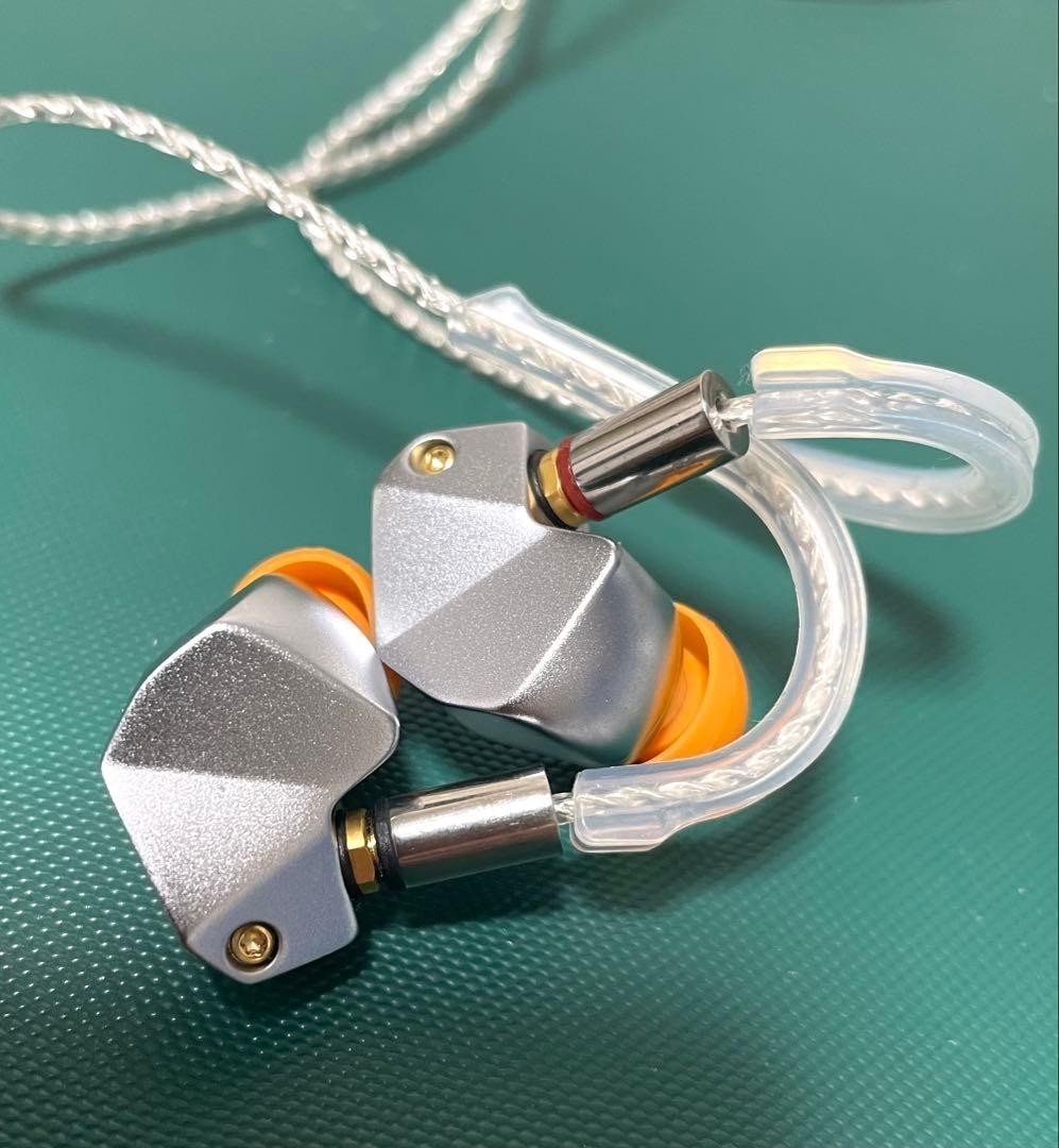 final B3 2BA In-Ear Monitors with 4.4mm Balanced Silver Coated Cable Used Japan