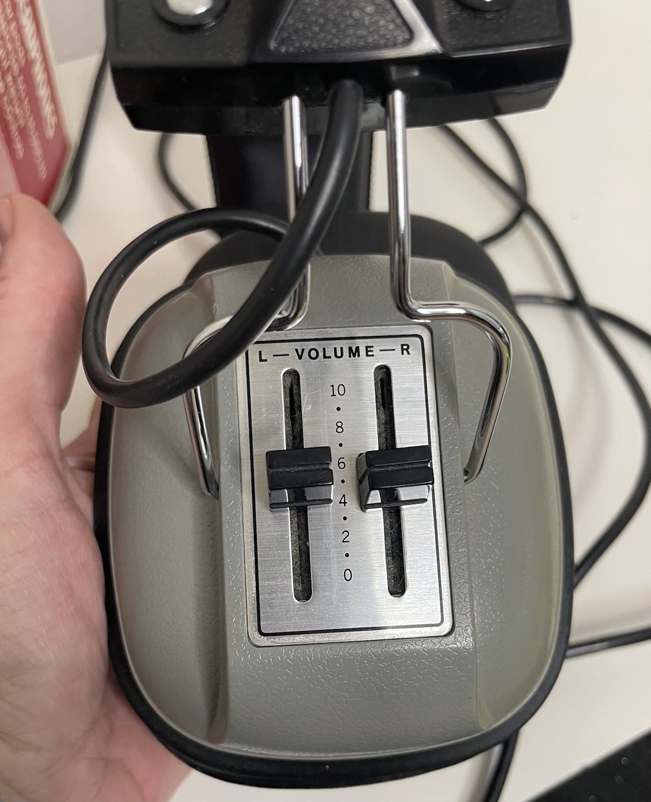 Realistic Nova 14 Stereo Headphones Original Box RADIO SHACK 1970s Vtg. Over Ear
