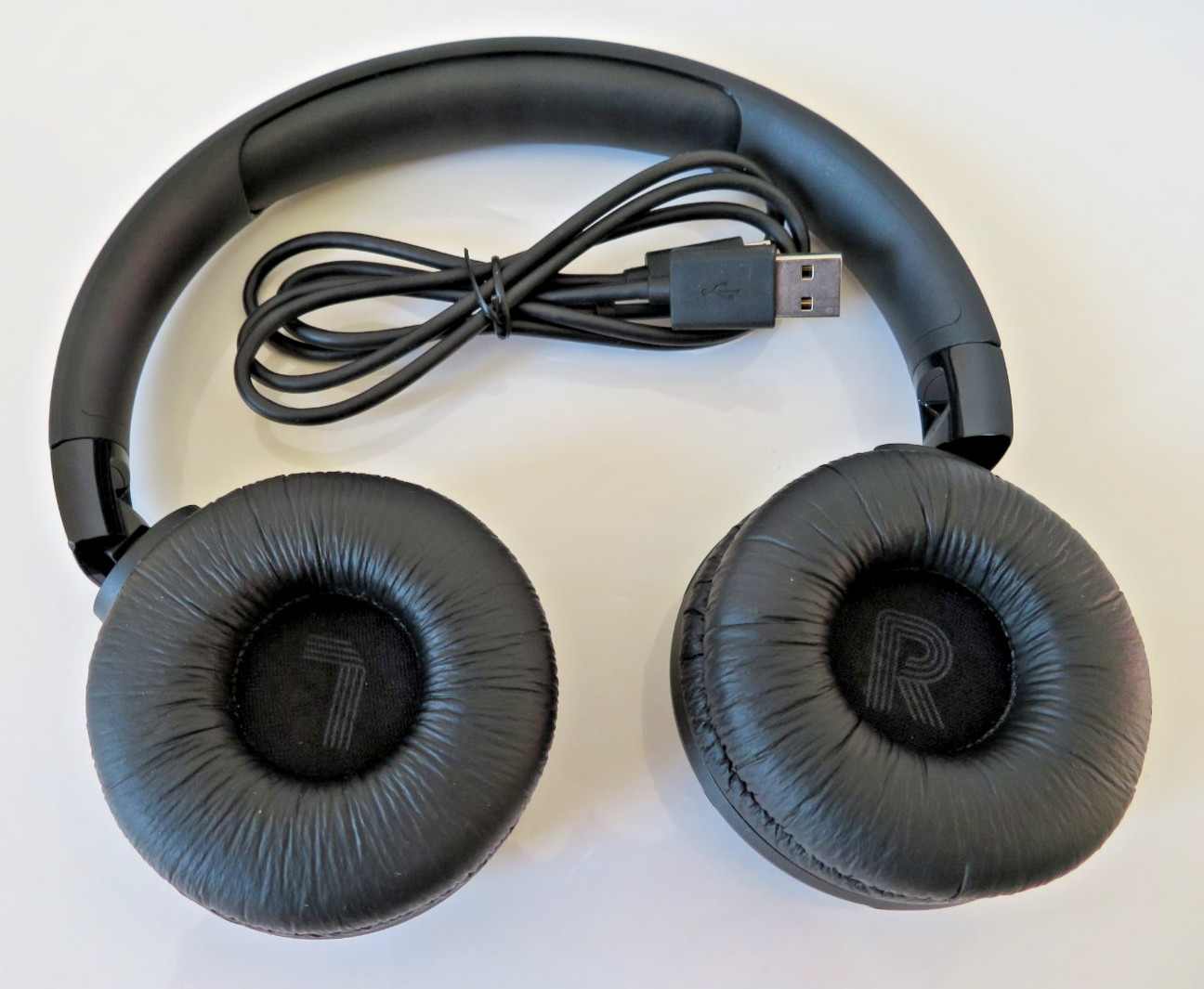 JBL Tune 520BT On-Ear Wireless Bluetooth Headphones Black Used