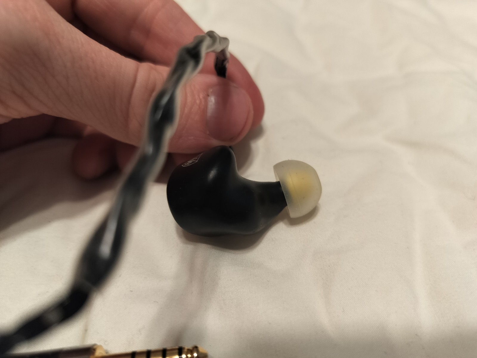 Noble Audio Knight 1 DD + 1 BA + 1 PZ Tribrid In Ear Monitors – USED
