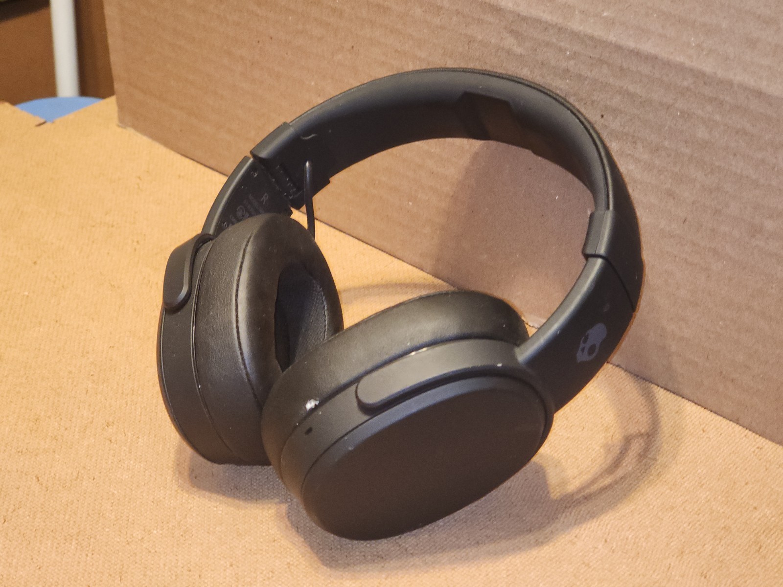 Skullcandy Crusher Wireless Headphones Over-Ear Bluetooth Foldable S6CRW – Black