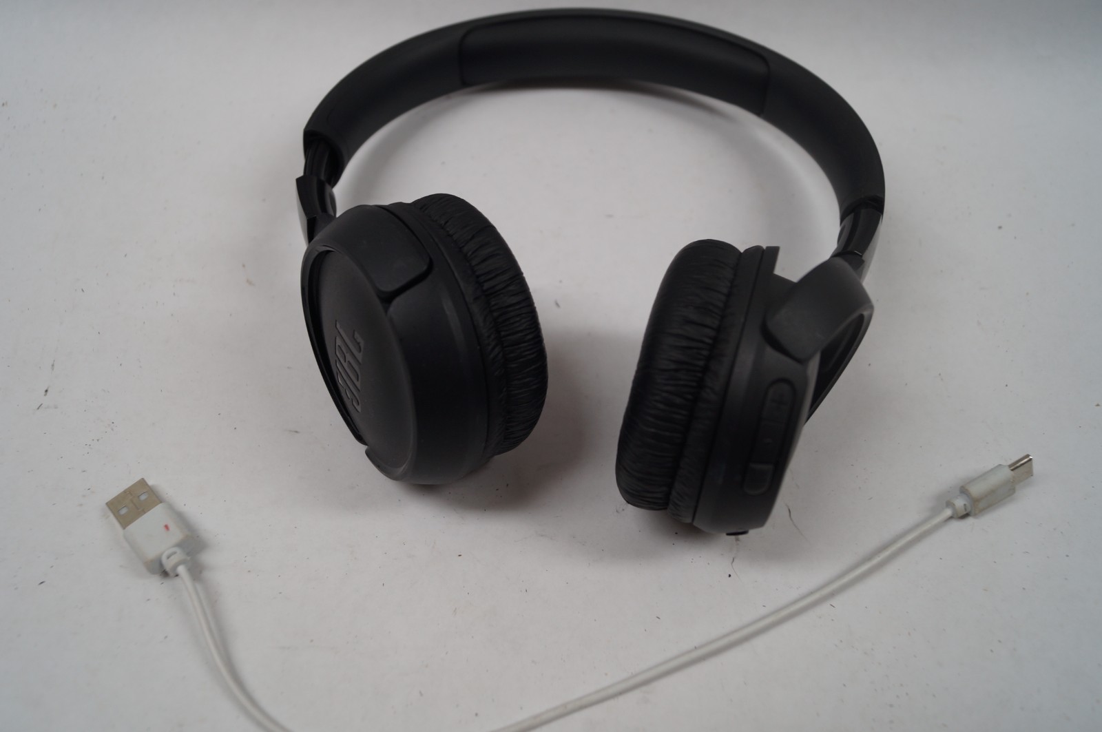 JBL 520 TUNE 520BT Bluetooth Headphones Wireless Foldable Black WORKING D341