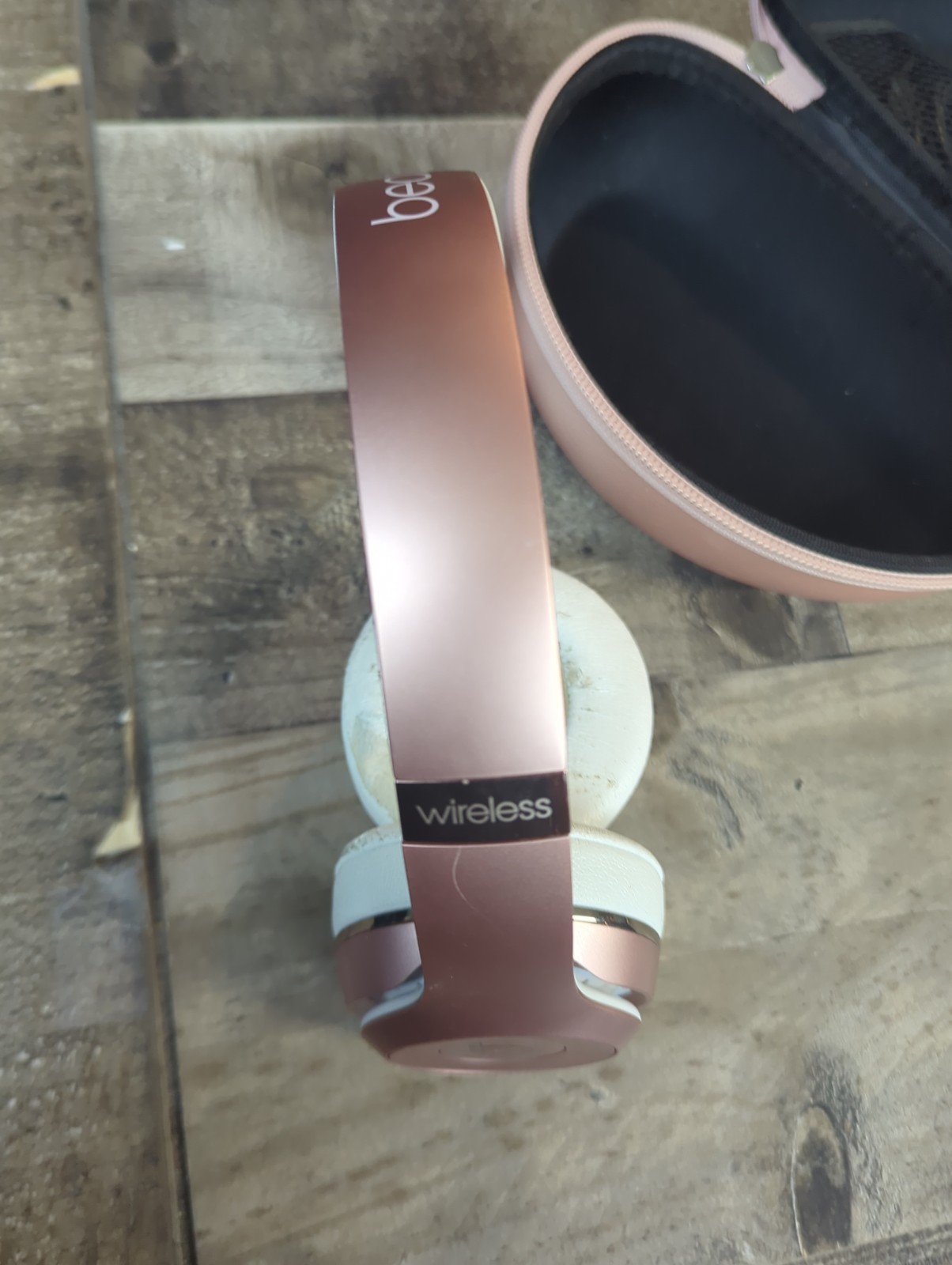 Beats by Dr. Dre Beats Solo3 Wireless On-Ear Headphones – Rose Gold