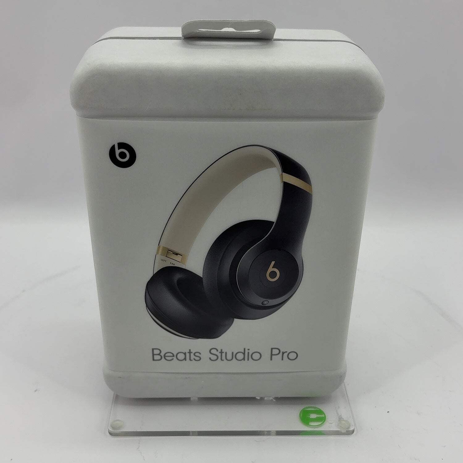 New Beats Studio Pro Wireless Over-Ear Bluetooth Headphones Black Gold MC2N4LL/A
