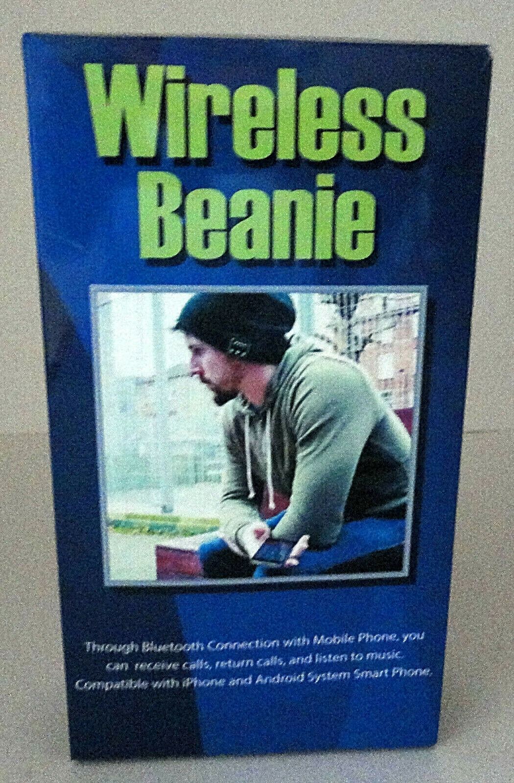 Bluetooth Earphones Wireless Men’s Beanie Gray Instructions Charging Cable NIB