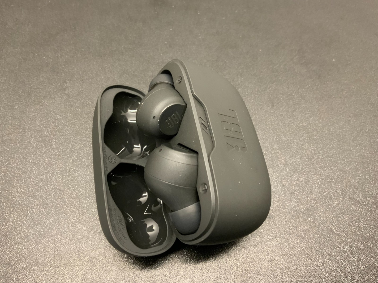 JBL Vibe Beam, Perfect Fit, True Wireless Bluetooth Earbuds – Black