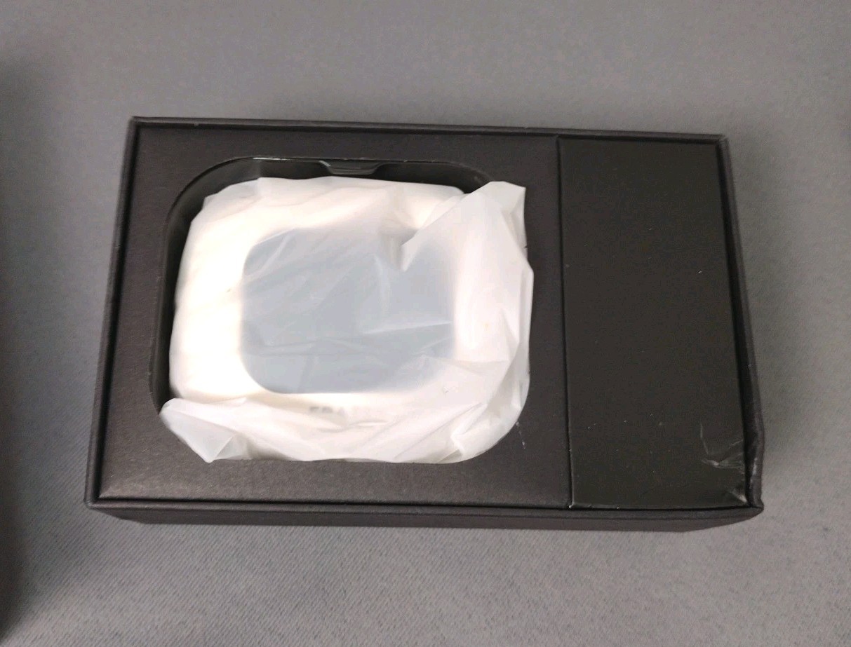 Erazer Wireless Earbud XP2 White New Open Box