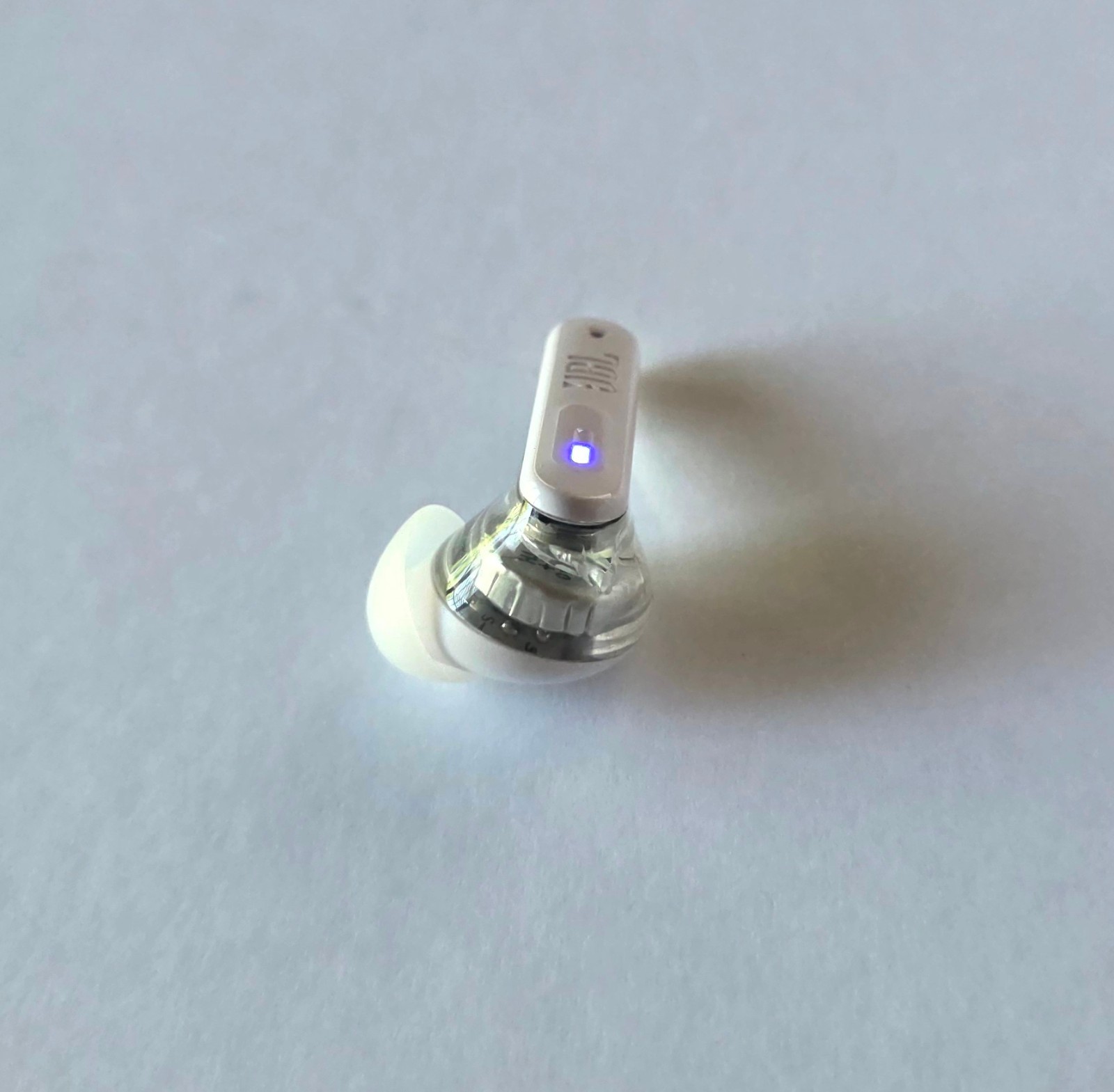 Unused OEM Ghost White JBL Tune Flex 2 True Wireless RIGHT SIDE Earbud in Bulk P
