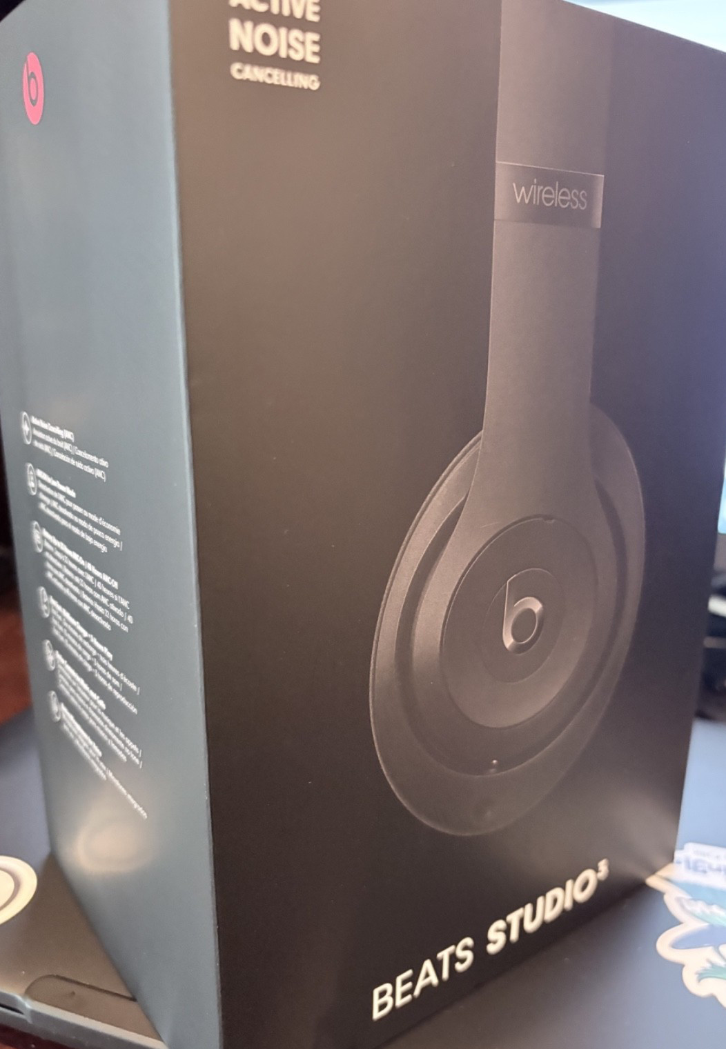 Beats by Dr. Dre Studio3 Over the Ear Wireless Headphones – Black