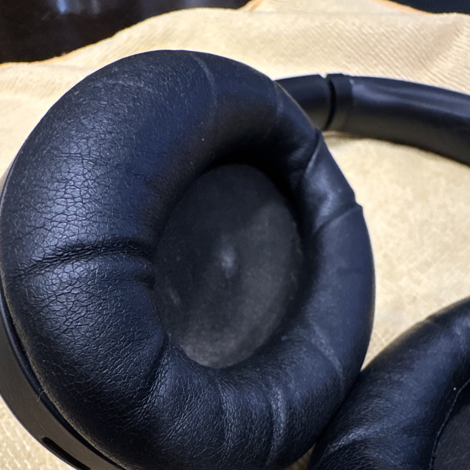 Sony WH-1000XM4 Wireless Bluetooth ANC Headphones w/ Mic Over-Ear Black