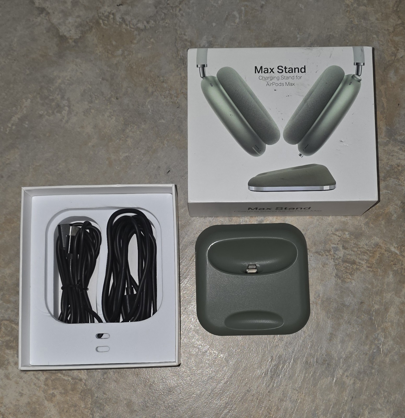 Apple AirPods Max Green Wireless Headphones + Max Stand Charger + Case Bundle