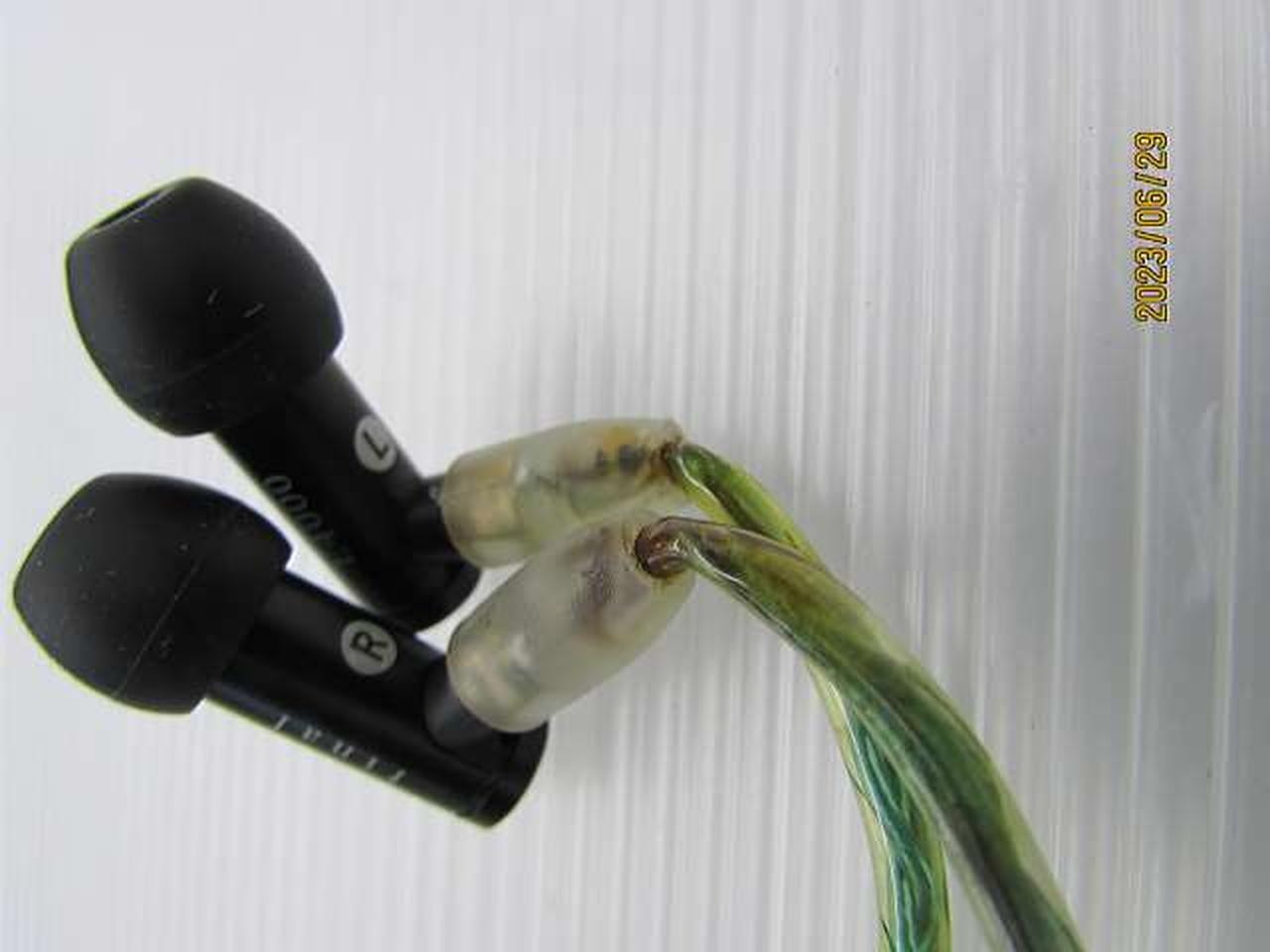 Final Audio E4000 High Resolution In-Ear Monitors IEM Earphones Wired