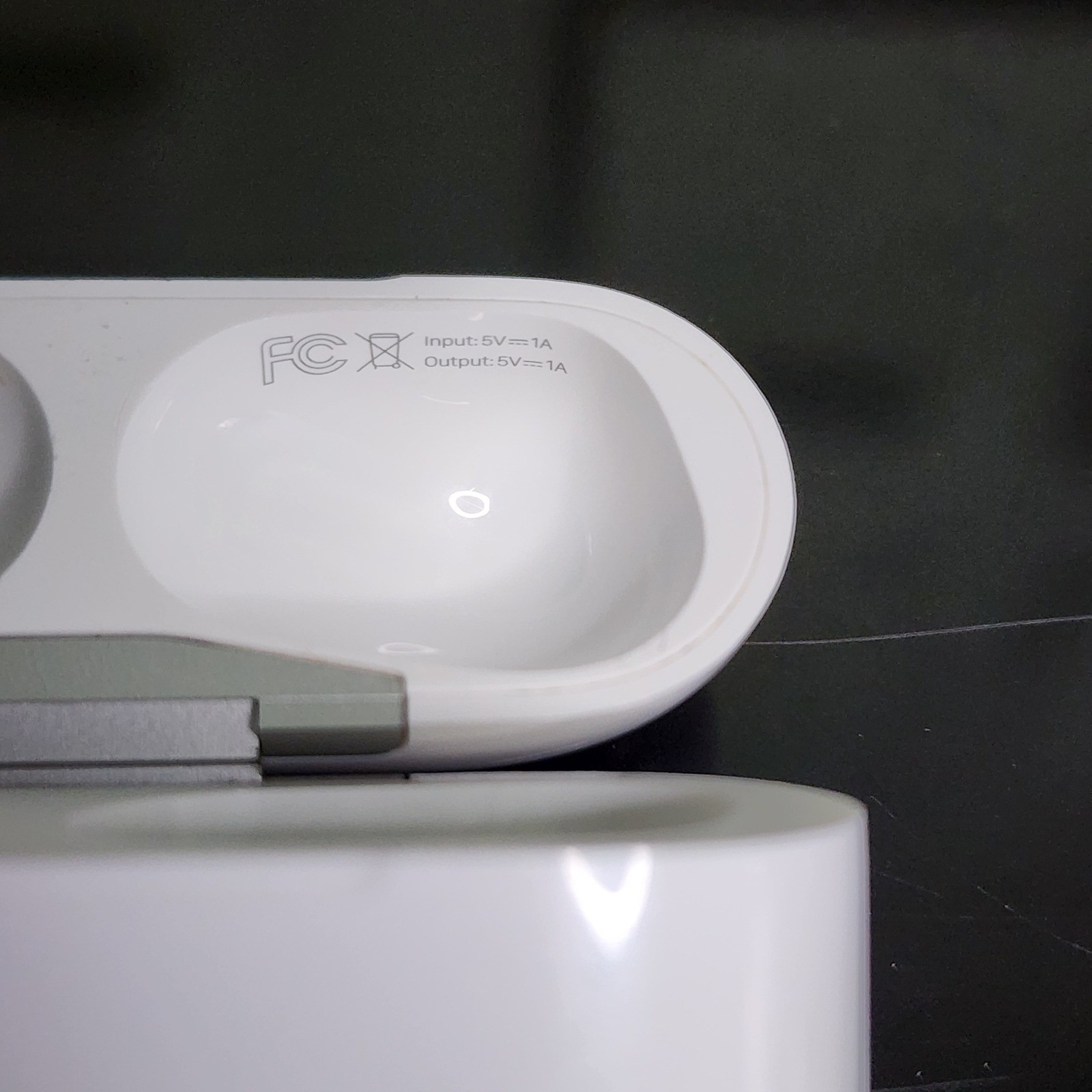 Apple AirPods Pro 1st Gen OS White | Noise Cancelling | *Read Description