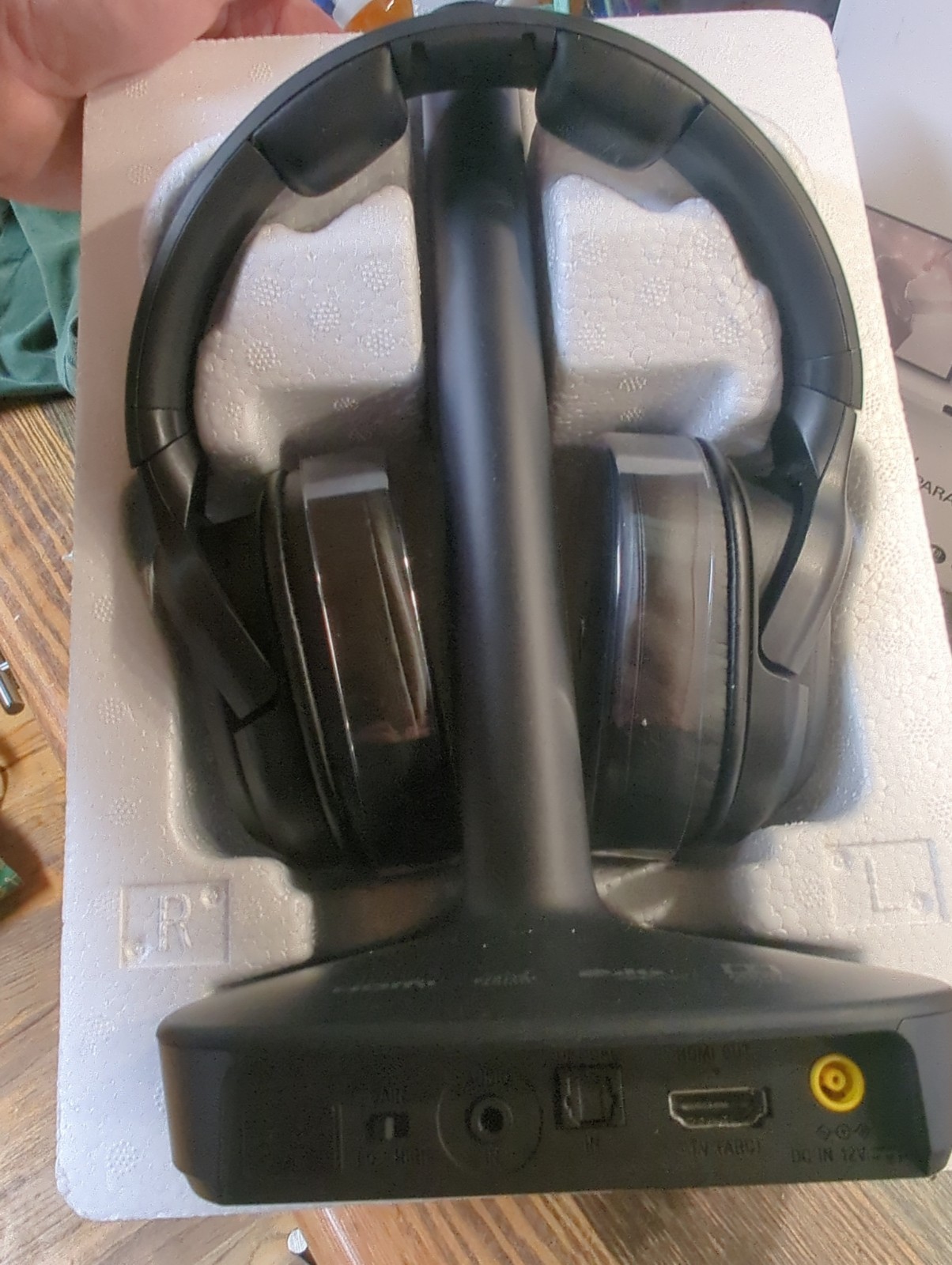 Sony WH-L600 Digital Surround Wireless Headphones Black Great Condition
