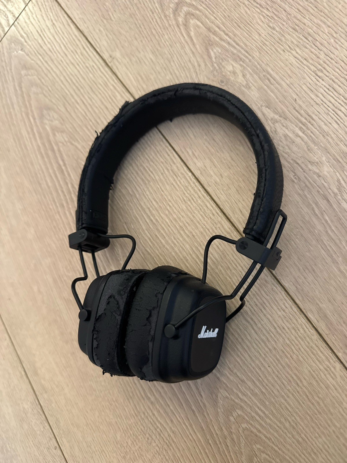 Marshall Major IV Wireless On-Ear Bluetooth Headphones – Black #VG