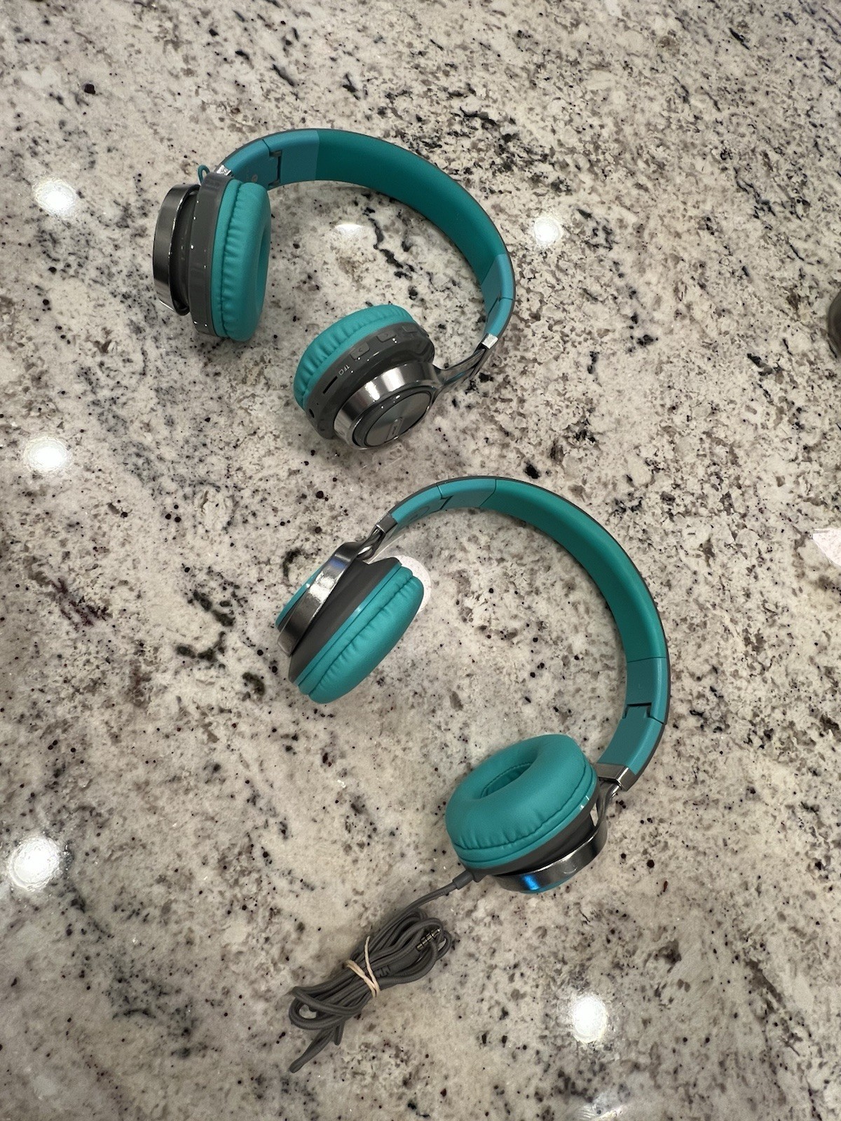 2 Artix CL750 Wired Headphones with Mic & Volume Control & Picun Wireless Set 2