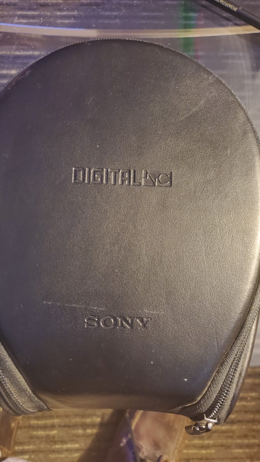 Sony MDR-NC500D Digital Noise Reduction Headphones