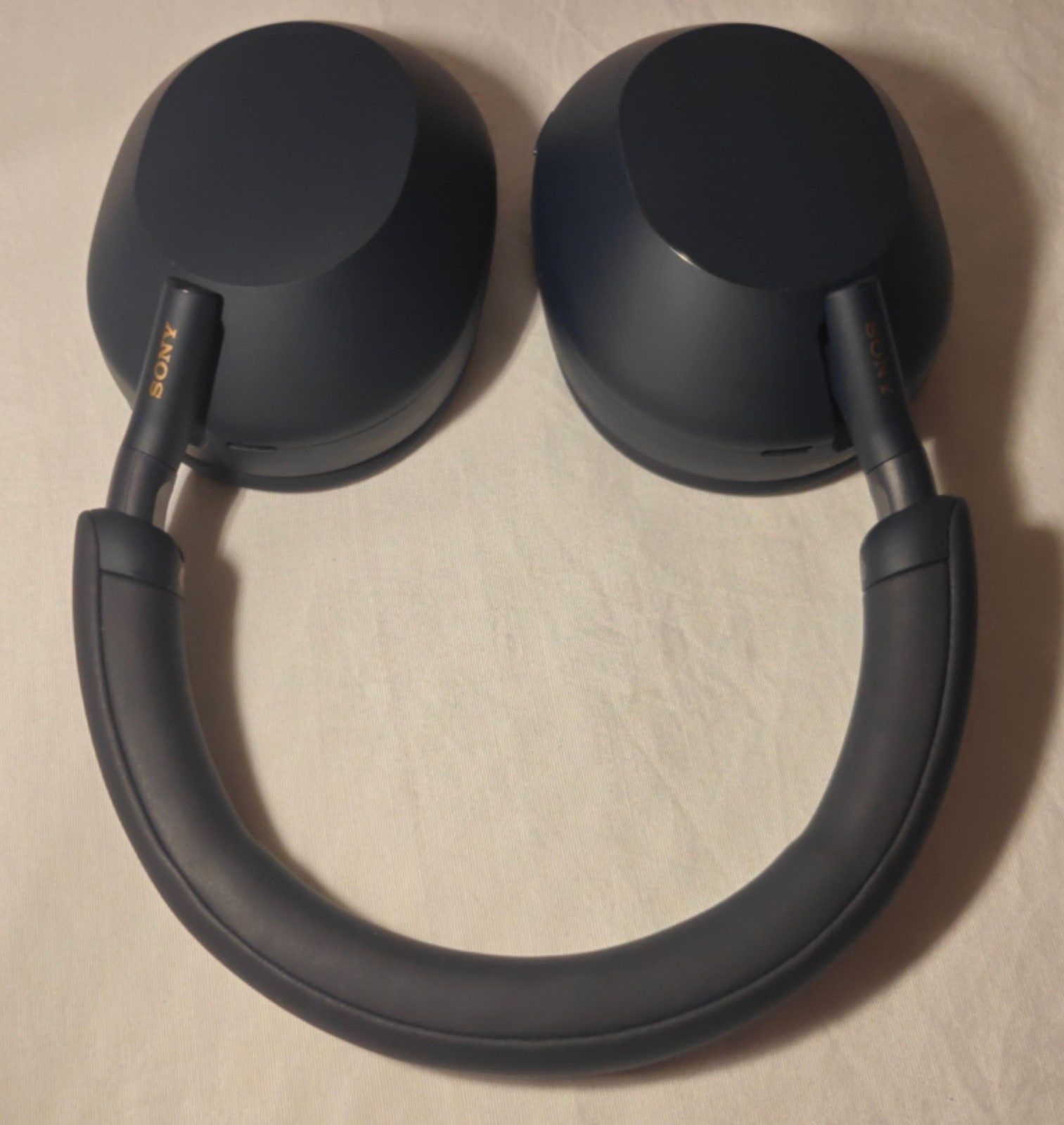 Very Nice Navy Blue Sony WH1000XM5 Noise Cancelling Over Ear Headphones W/ CASE!