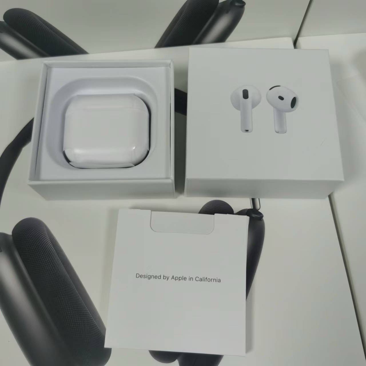 Apple AirPods 4 (ANC) Wireless Bluetooth In-Ear Earbuds with Charging Case White