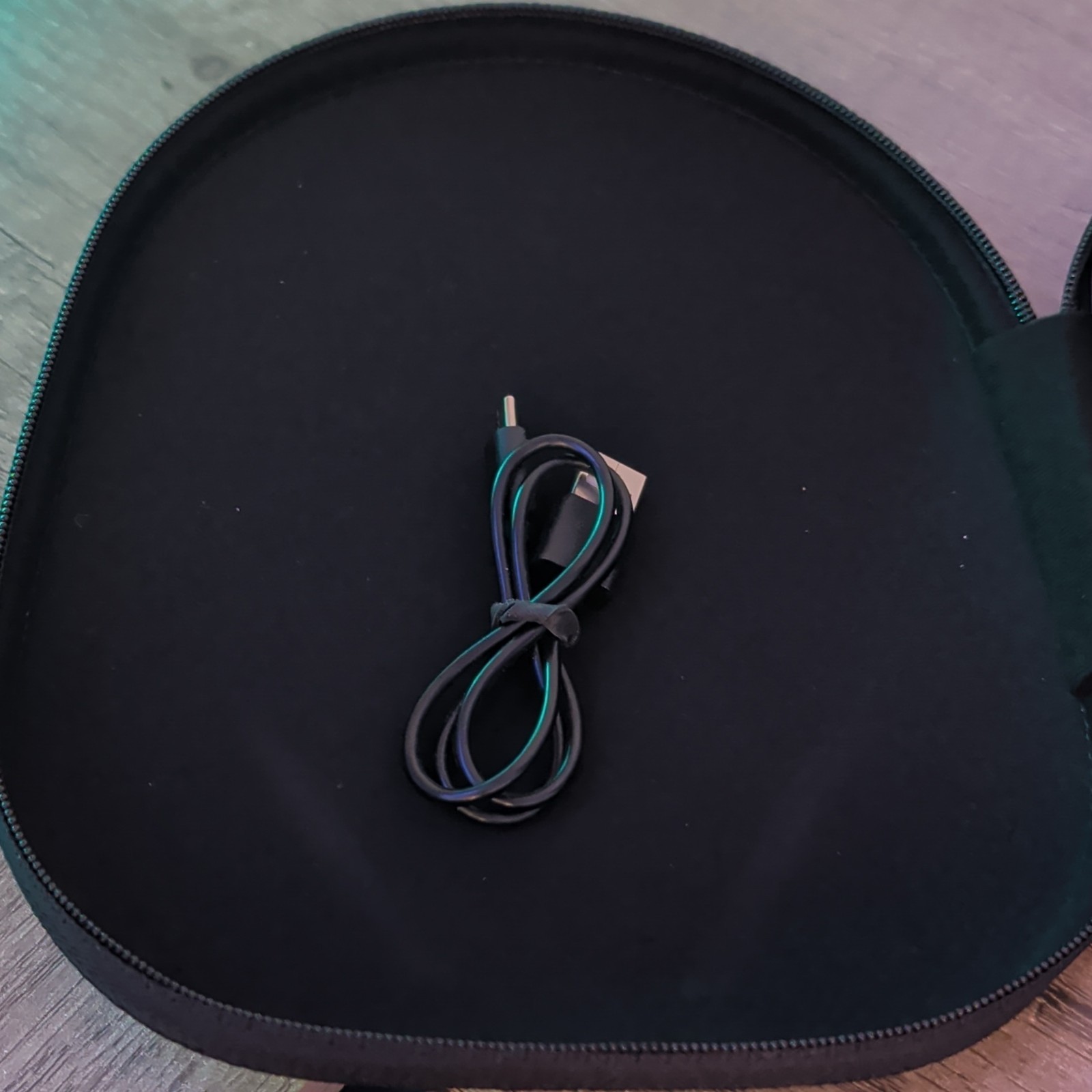 Bose NC700 Bluetooth USB-C Over-Ear Headband Headphones Black w/Case