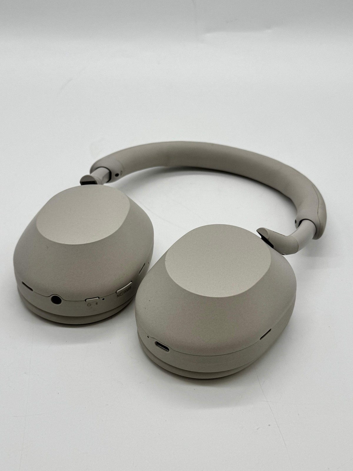 Sony WH-1000XM5 Wireless Noise Canceling Bluetooth Headphones Smokey Pink