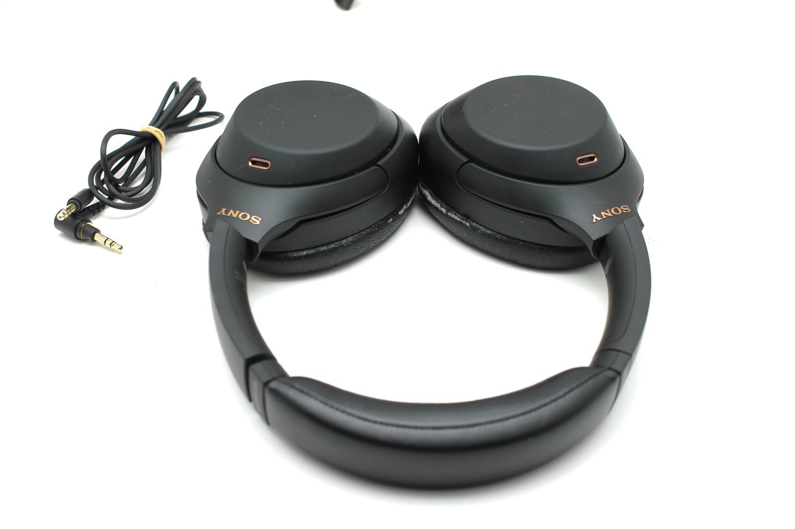Sony WH-1000XM4 Premium Wireless Noise Canceling Headphones NEEDS New Foams