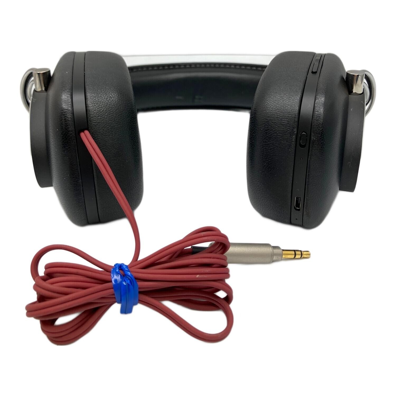 Bowers Wilkins P7 Wired Over-Ear Headphones 40mm Driver Detachable Cable 22 Ohm