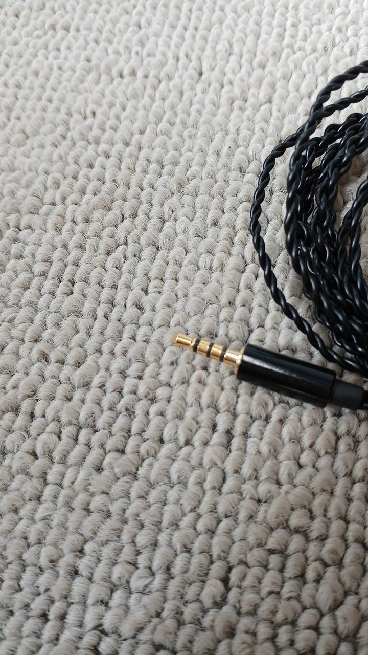 Noble Audio Jade Earphones In-Ear 17Ω 110dB 15Hz-25kHz Accessories