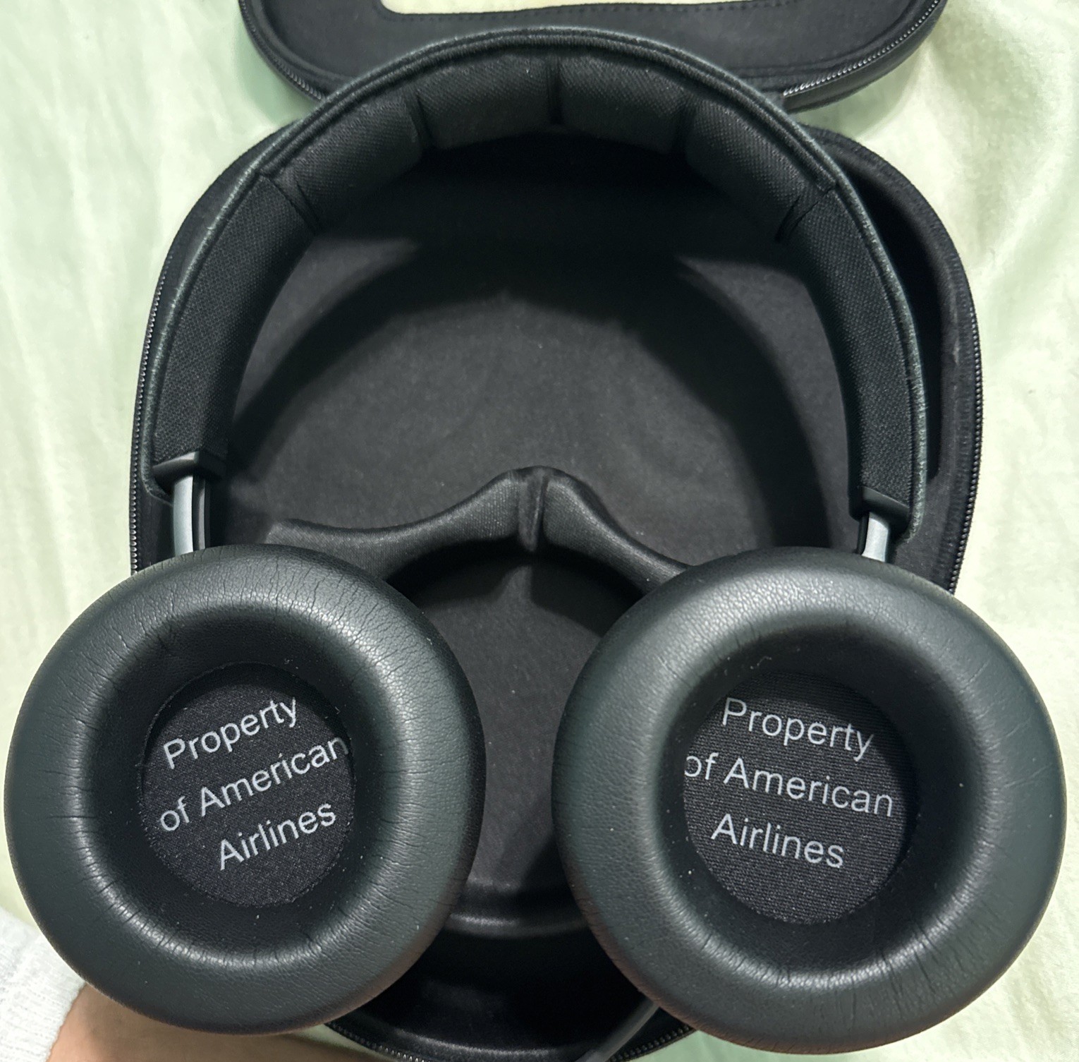 Bang & Olufsen American Airlines Flight Headphones 1/4” Jack w/ Case EUC Read