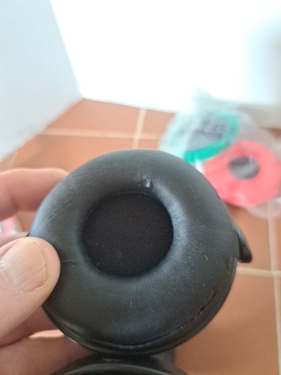 Pioneer STEEZ Headphones SE-D10M Over the Ear Working. Has Cosmetic Damage
