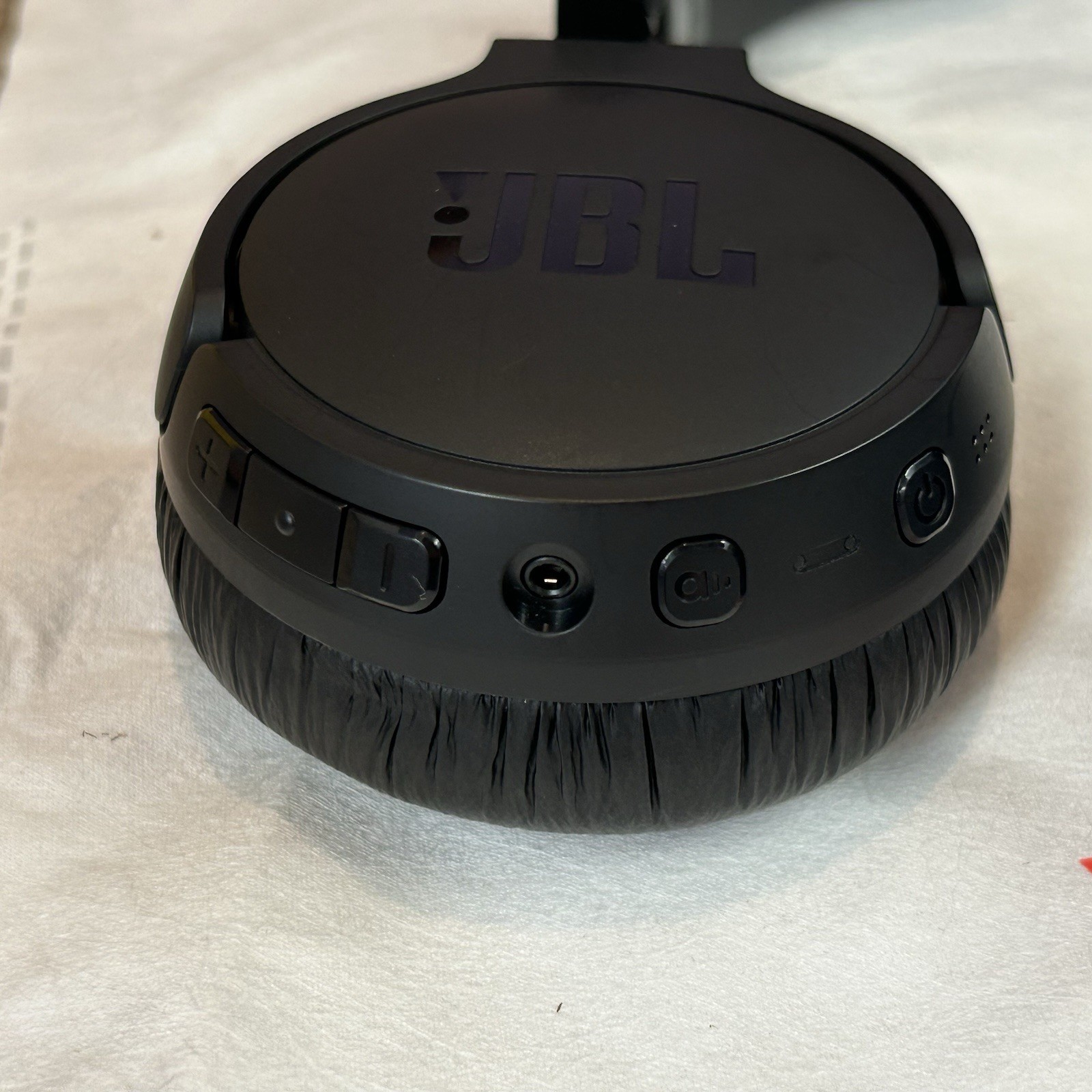 JBL TUNE 670NC Wireless Bluetooth Headphones Black Adaptive Noise Cancelling