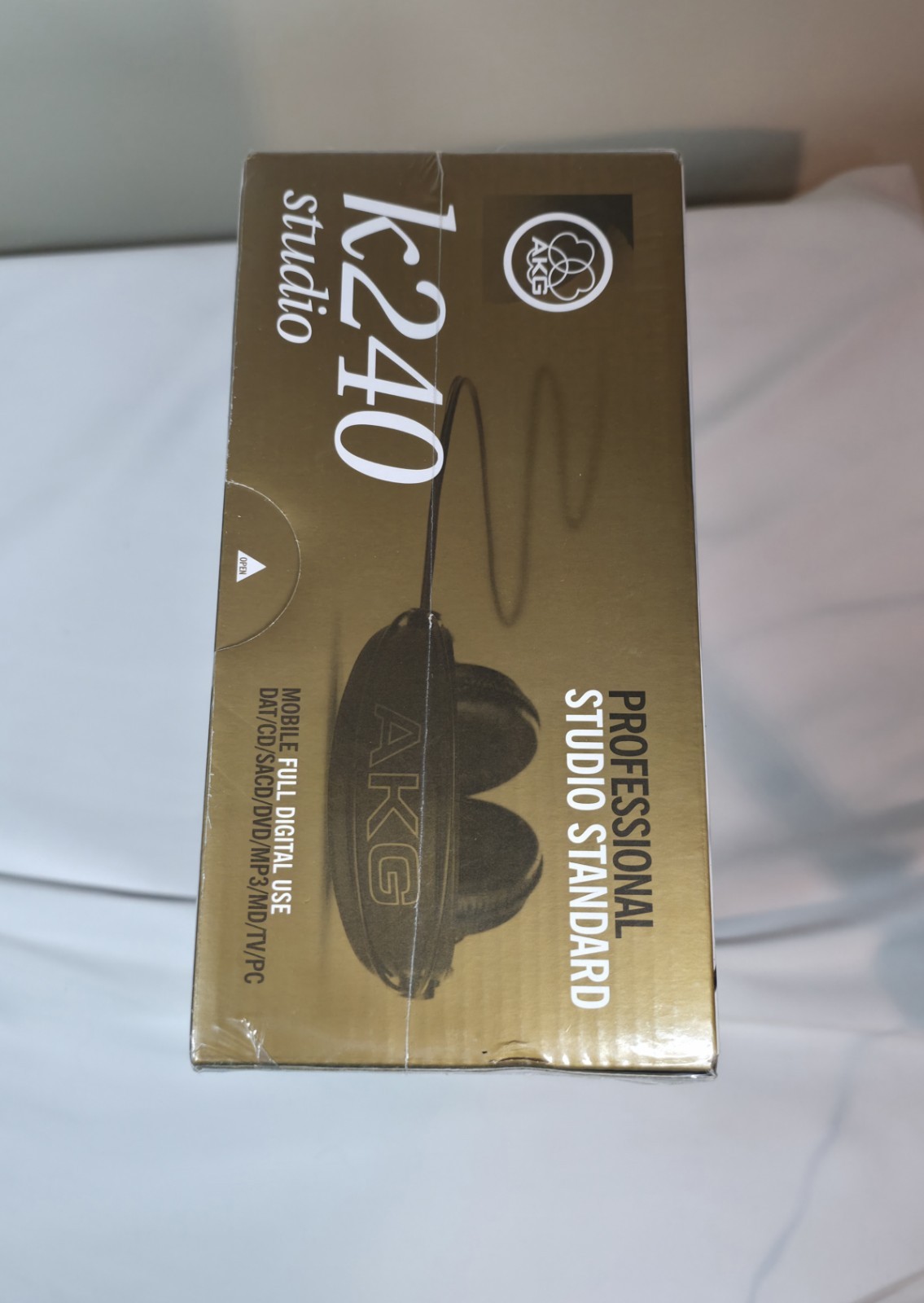 AKG Acoustics Professional Studio Standard Headset K240 Black Gold Brand New