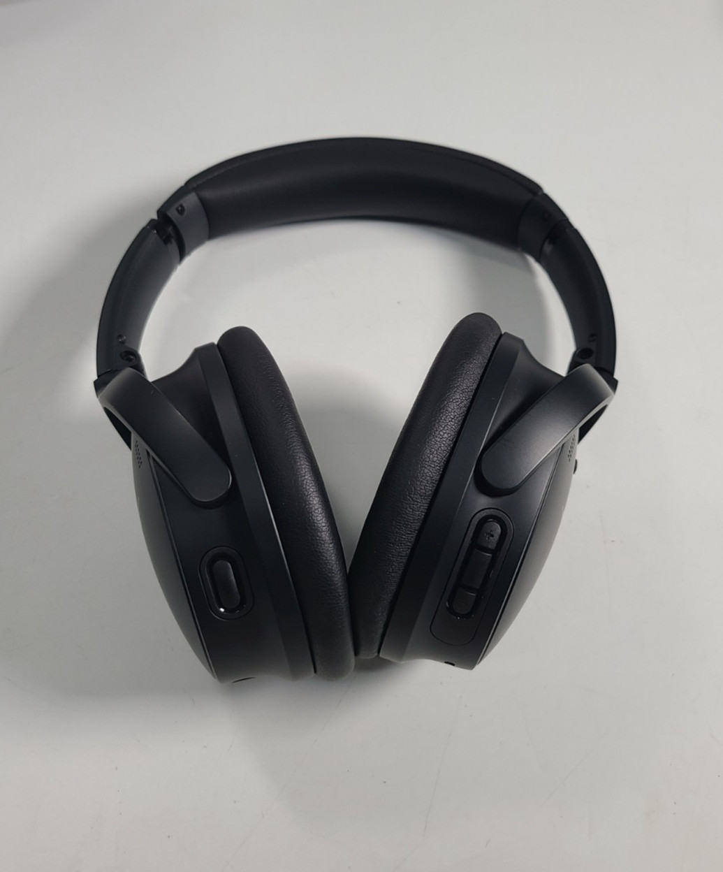 Bose QuietComfort Headphones- Black *BROWN BOX