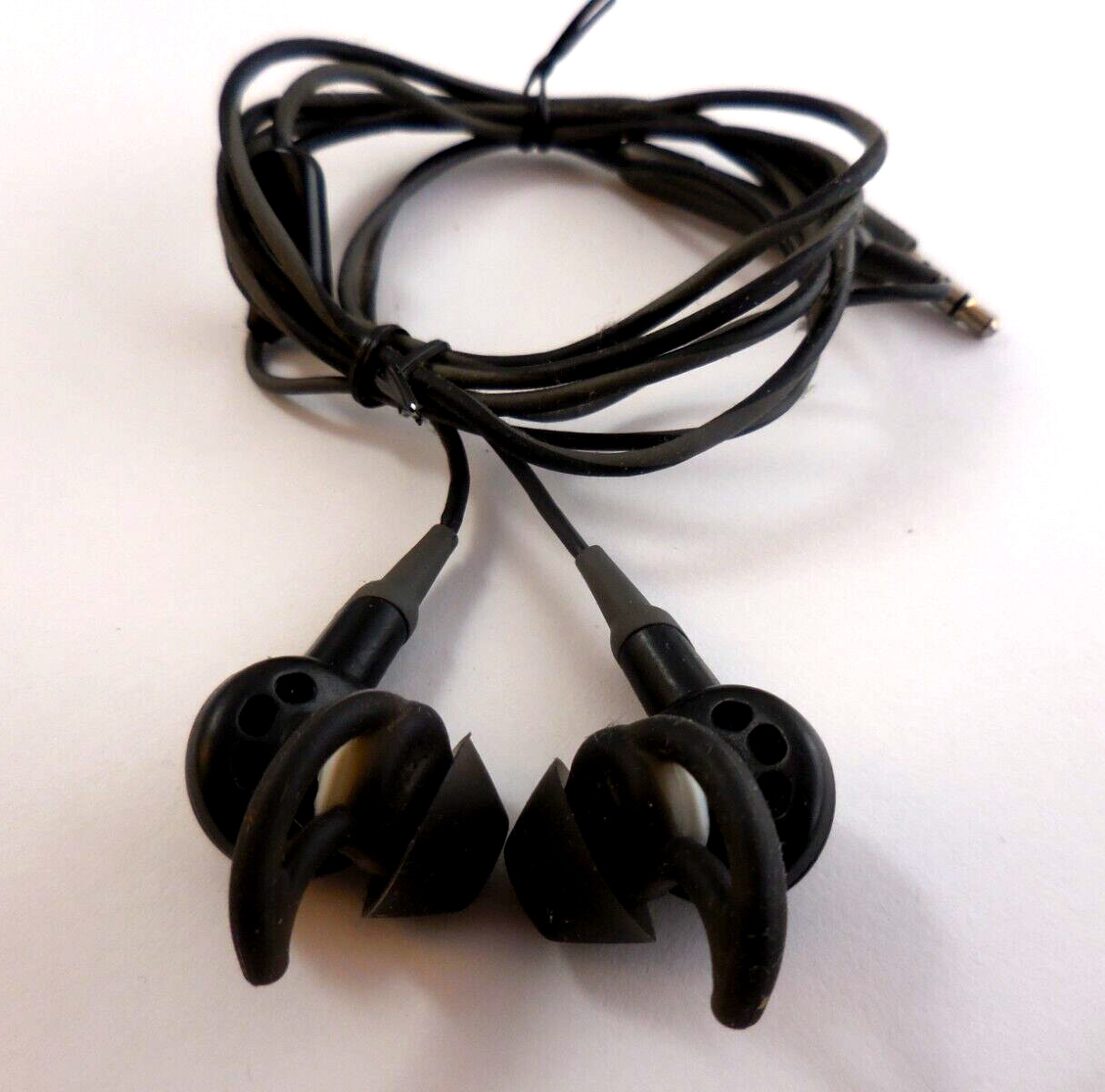 BOSE SOUND SPORT WIRED IN-EAR HEADPHONES -CHARCOAL (WITH ISSUE)